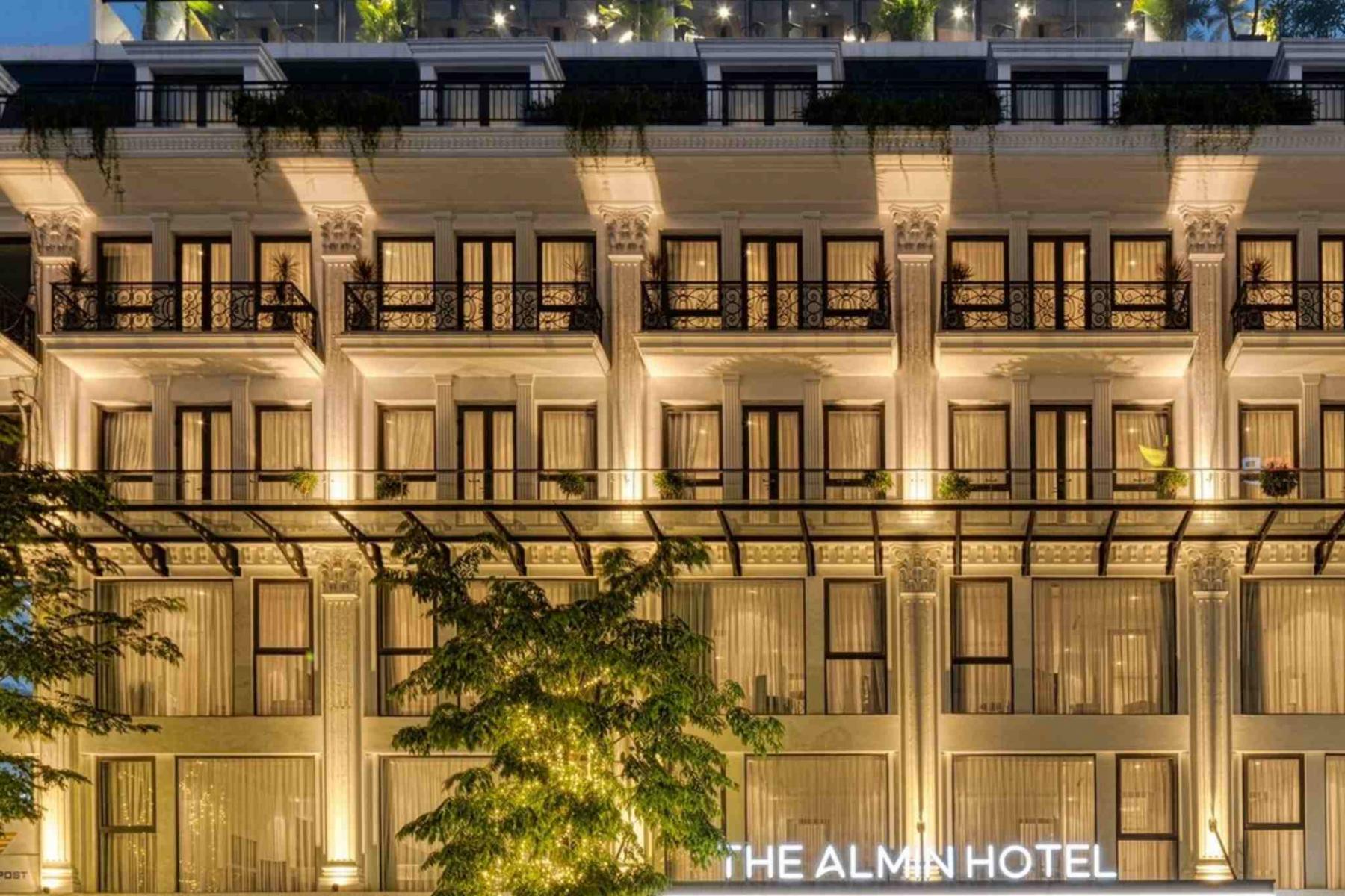 Kiến trúc boutique tại không gian bên ngoài của The Almin Hotel 